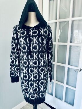 Calvin Klein Monochrome Logo Knit Dress